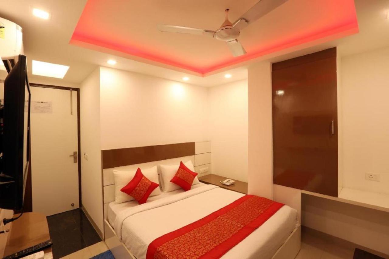 Del Fox Hotel, Delhi Airport Neu-Delhi Exterior foto
